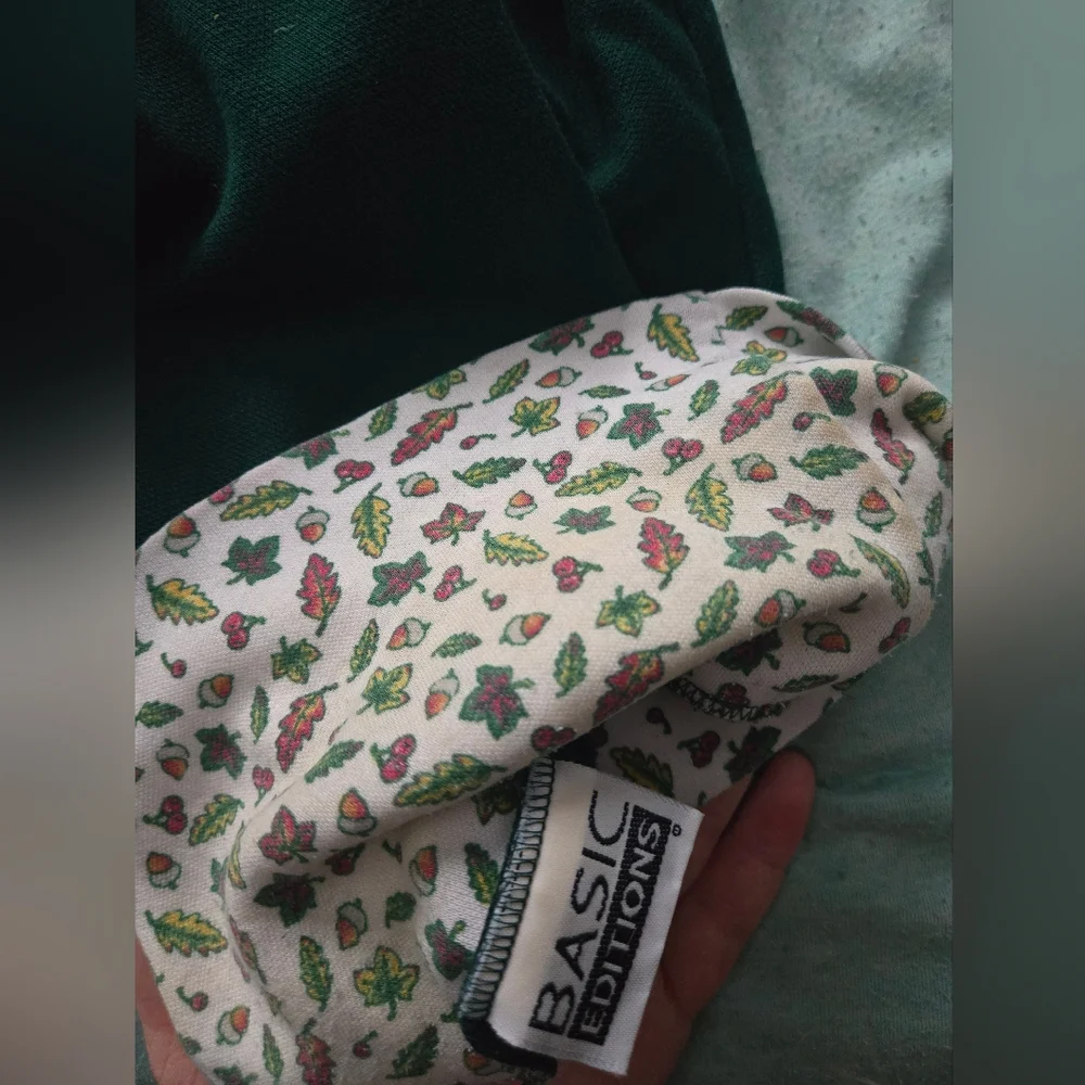 Basic Editions Multicolor Leaf Pattern Fabric - Picture 2 of 2